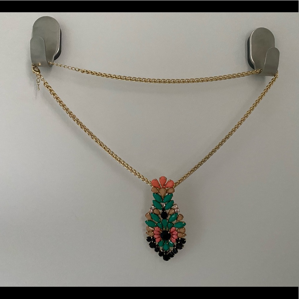 Statement necklace